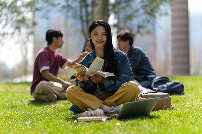 中国传媒大学在职研究生
