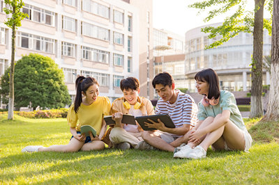 中国传媒大学在职研究生